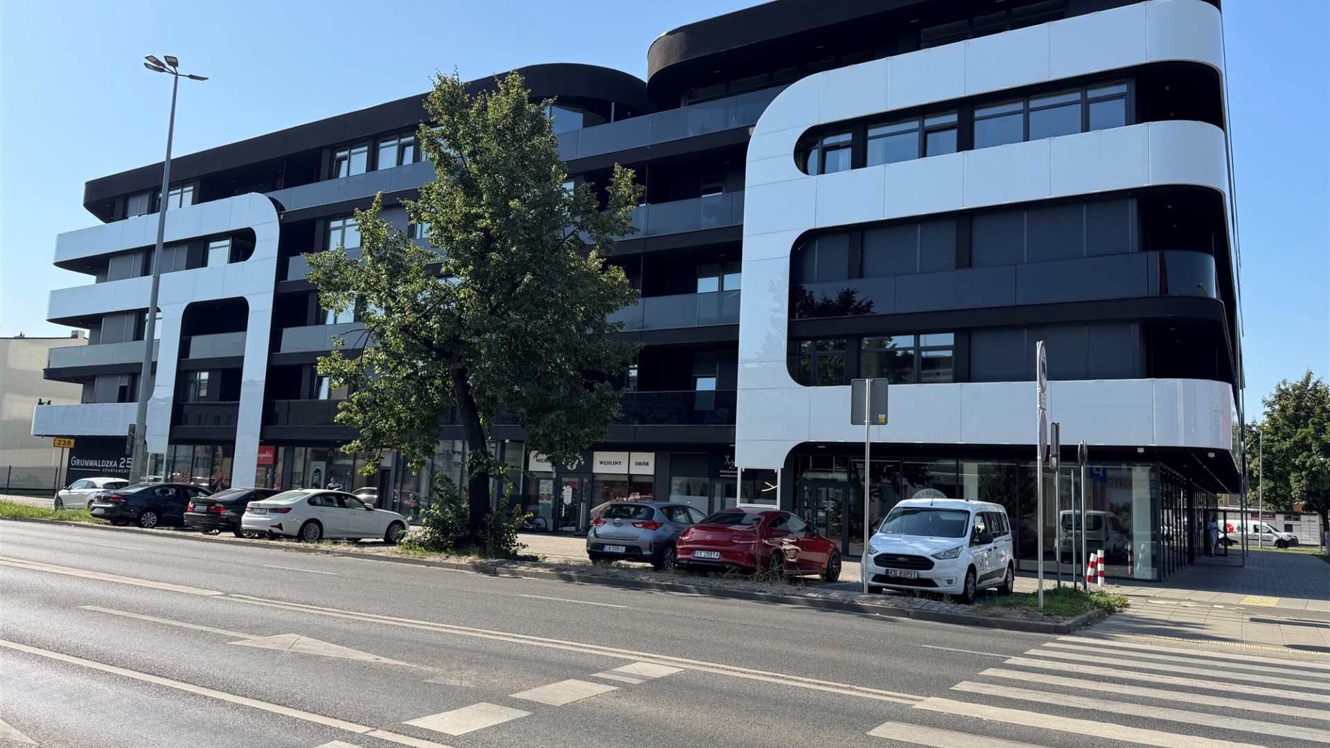 Lokal na sprzedaż